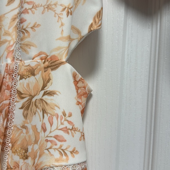 Brand New Ever New Jade Angel Sleeve Skater Mini - Picture 6 of 11